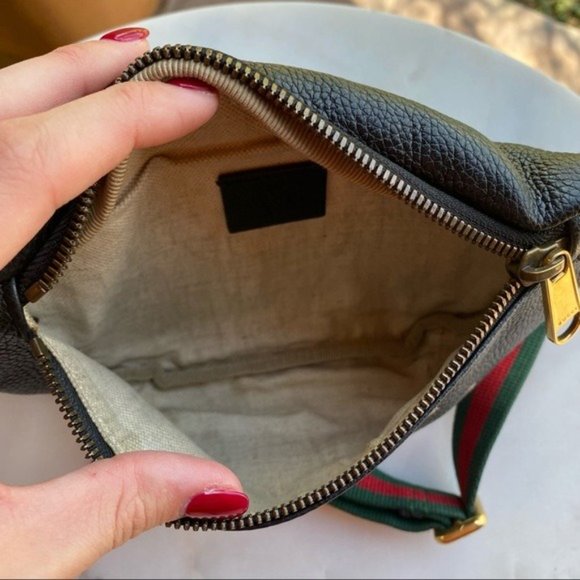 SOLD Gucci Grained Calfskin Web Logo Print Small Belt Bag - Picture 11 of 14